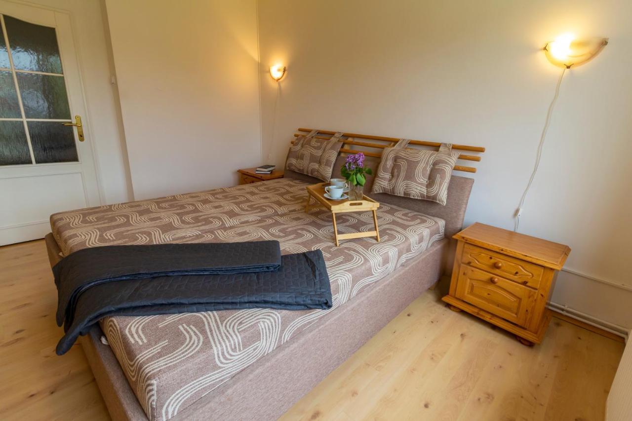 Apartmanovy Dum Vilémovice Extérieur photo