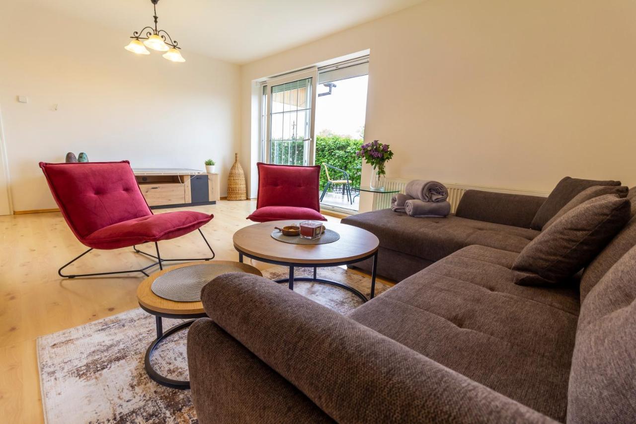 Apartmanovy Dum Vilémovice Extérieur photo