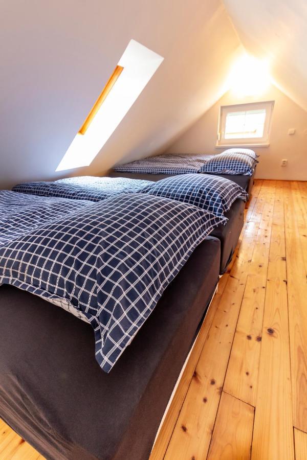 Apartmanovy Dum Vilémovice Extérieur photo
