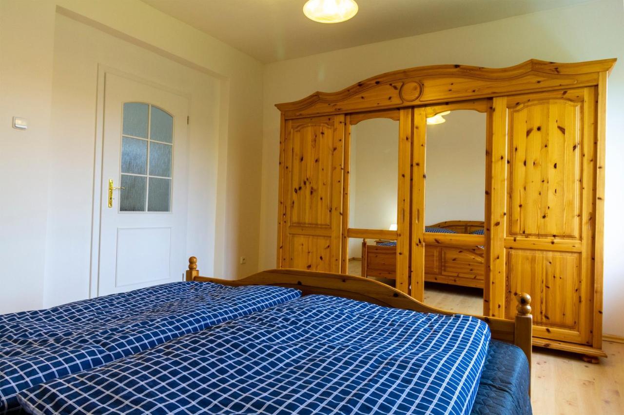 Apartmanovy Dum Vilémovice Extérieur photo