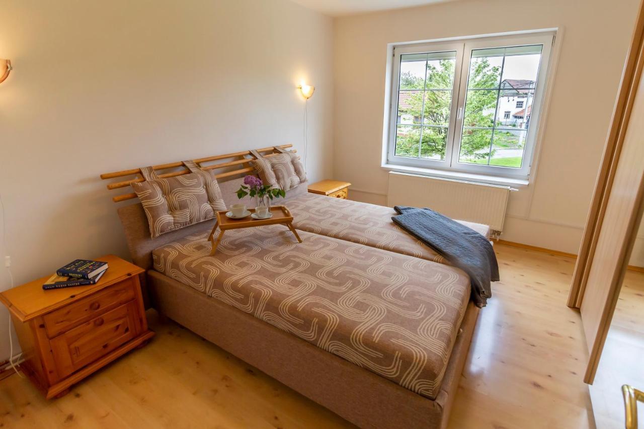 Apartmanovy Dum Vilémovice Extérieur photo