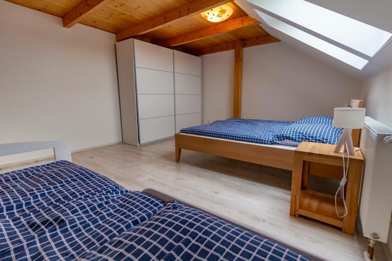 Apartmanovy Dum Vilémovice Extérieur photo