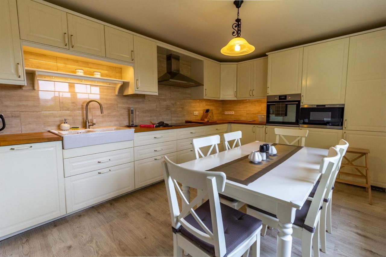 Apartmanovy Dum Vilémovice Extérieur photo